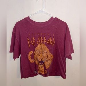 Def Leppard Distressed Cropped Tee